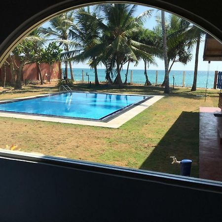 Airy Dale Villa And Guesthouse أمبالانغودا المظهر الخارجي الصورة