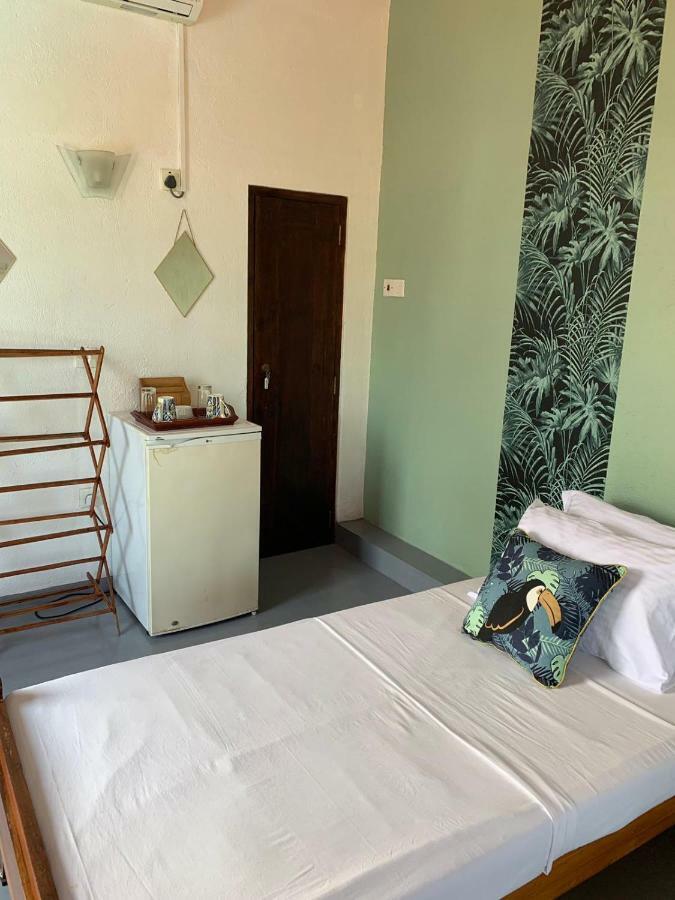 Airy Dale Villa And Guesthouse أمبالانغودا المظهر الخارجي الصورة