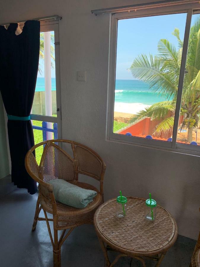 Airy Dale Villa And Guesthouse أمبالانغودا المظهر الخارجي الصورة